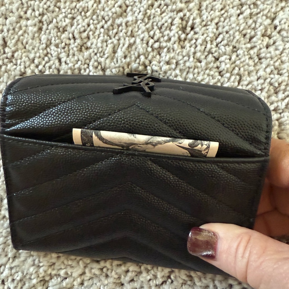 Yves Saint Laurent Black Quilted Wallet - Picture 9 of 9